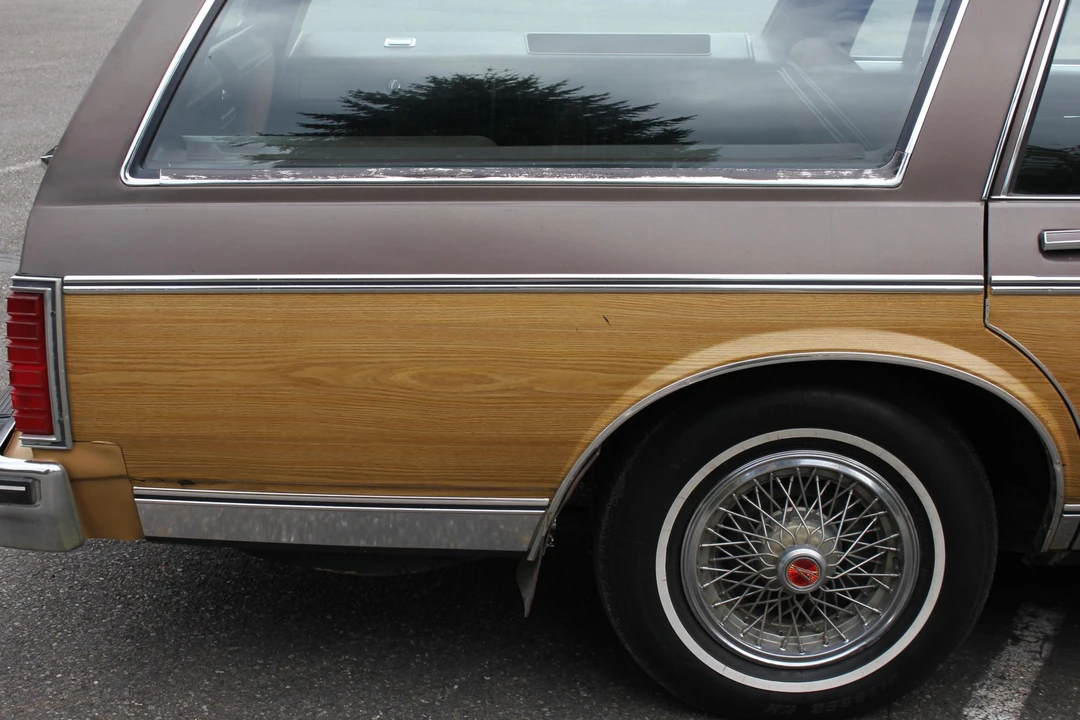 1984 Pontiac Parisienne - Image 28 of 31