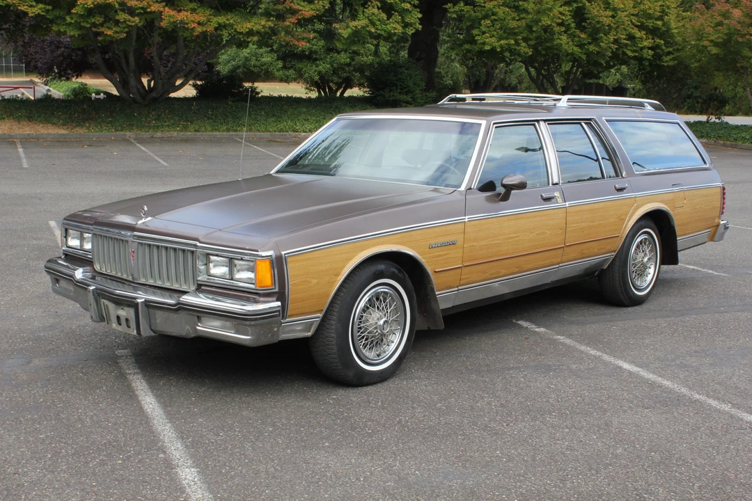 1984 Pontiac Parisienne - Image 12 of 31