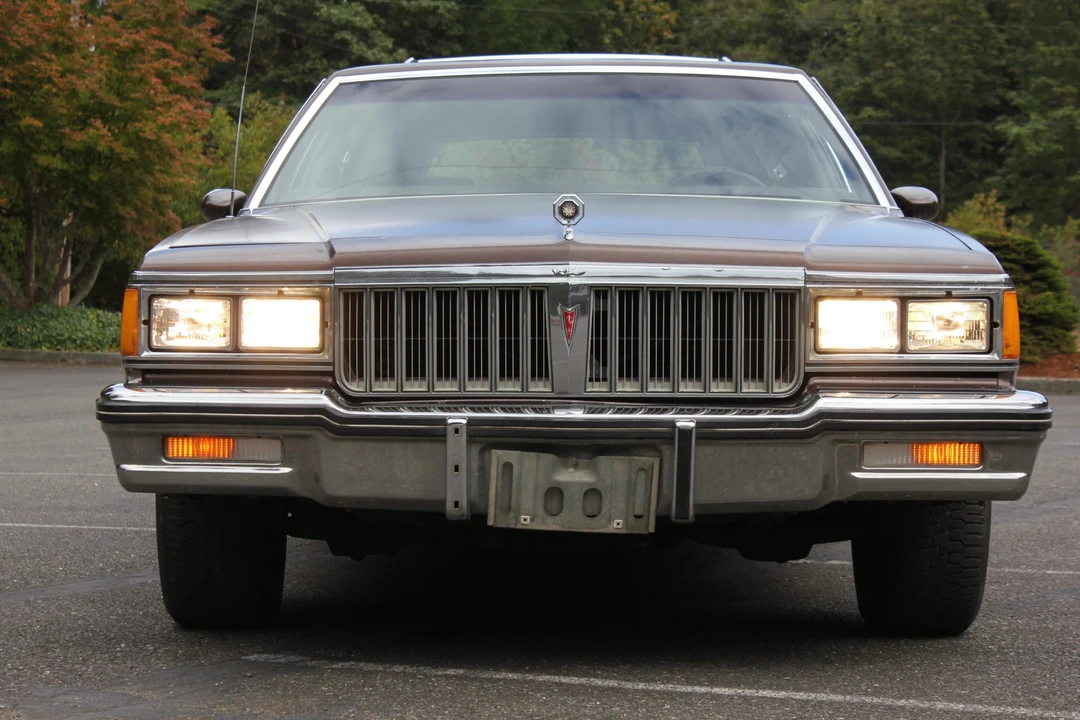 1984 Pontiac Parisienne - Image 7 of 31