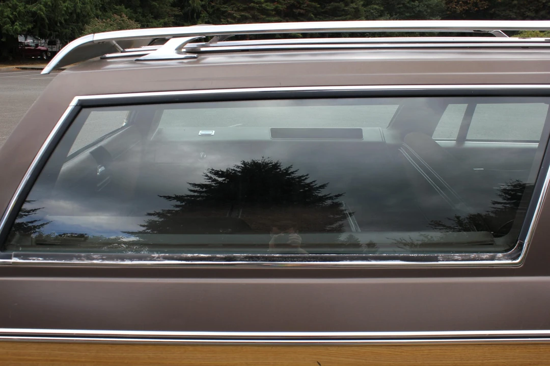 1984 Pontiac Parisienne - Image 29 of 31