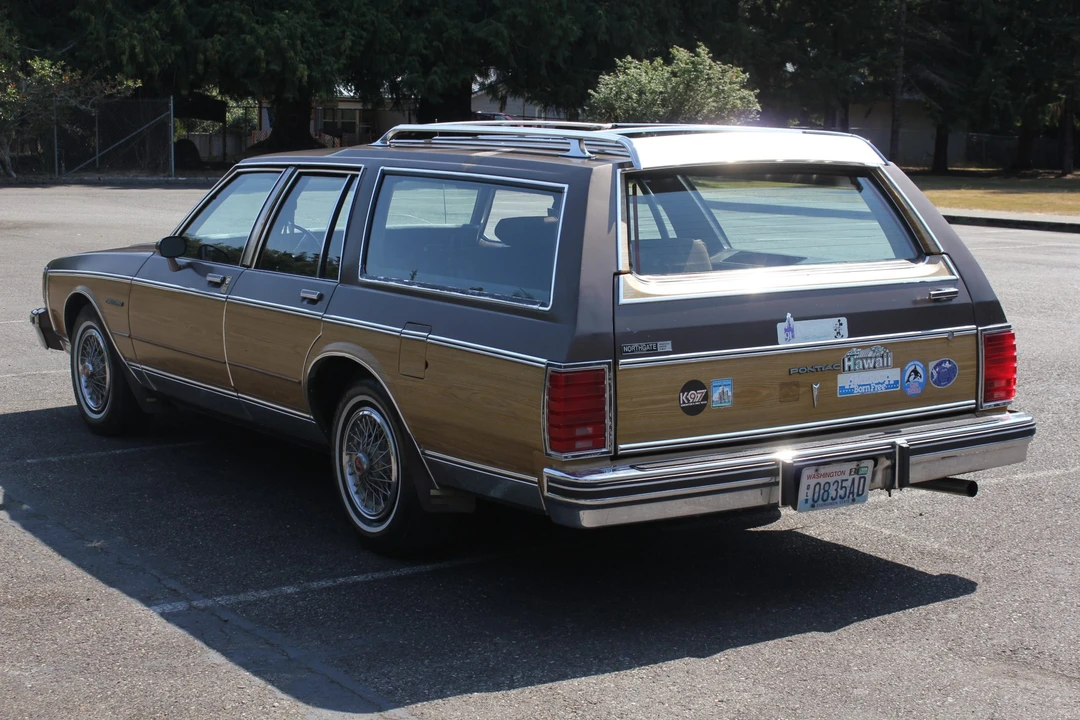 1984 Pontiac Parisienne - Image 17 of 31