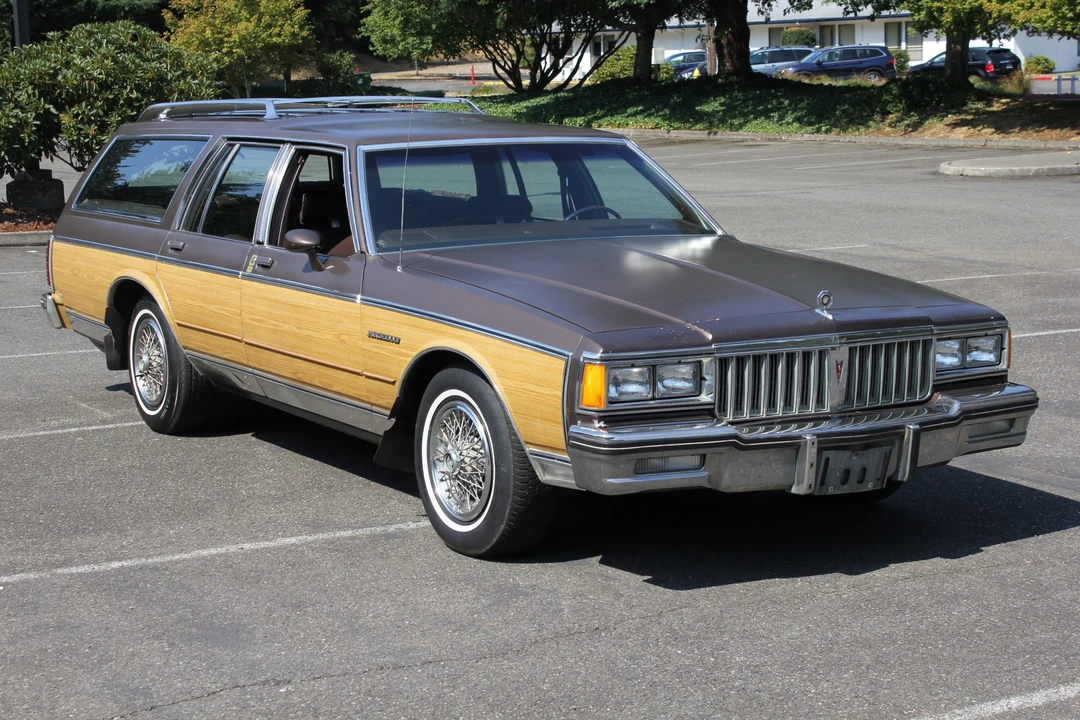 1984 Pontiac Parisienne - Image 2 of 31