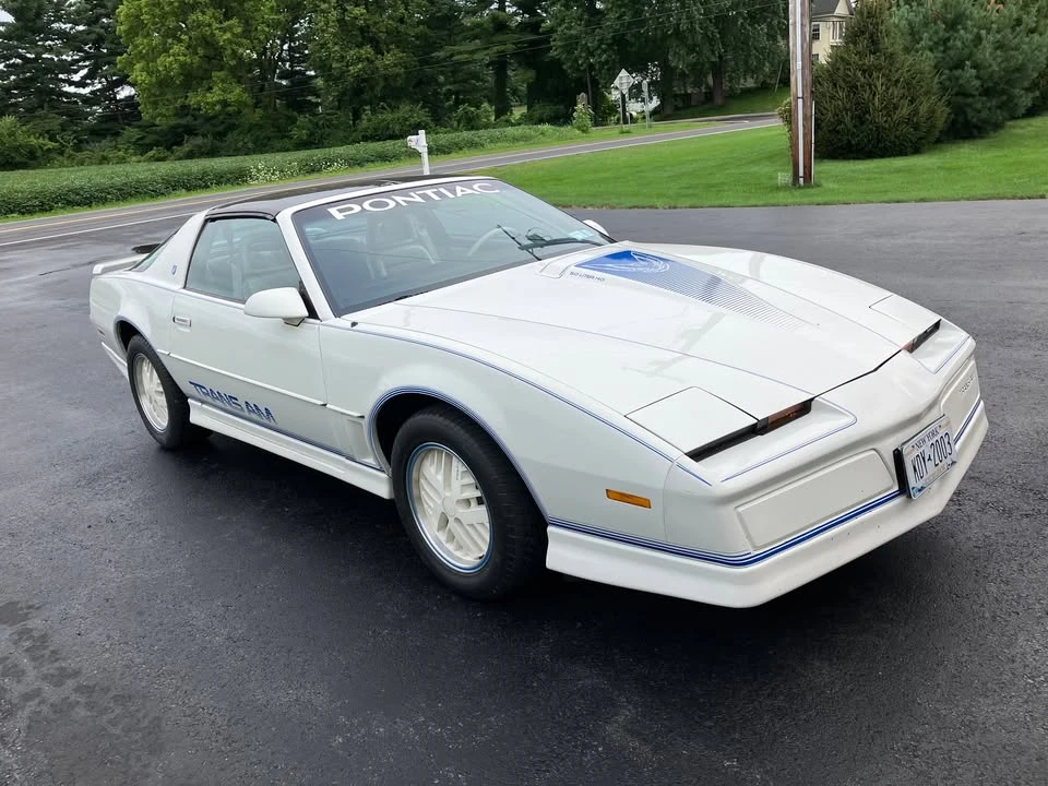1984 Pontiac Firebird Trans Am 3rd Gen - Image 2 of 10