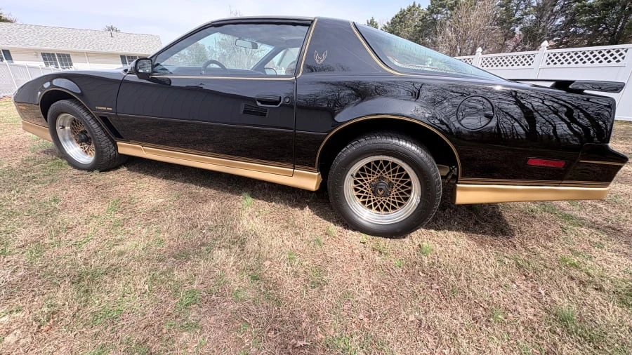 1984 Pontiac Firebird Trans Am 3rd Gen - Image 9 of 31