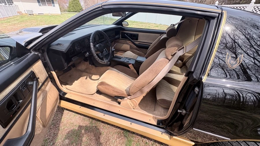1984 Pontiac Firebird Trans Am 3rd Gen - Image 18 of 31