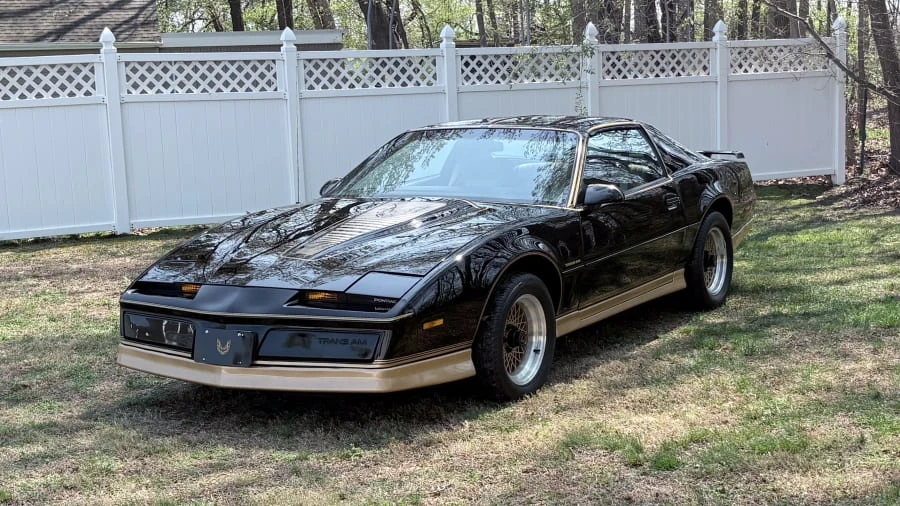 1984 Pontiac Firebird Trans Am 3rd Gen - Image 5 of 31