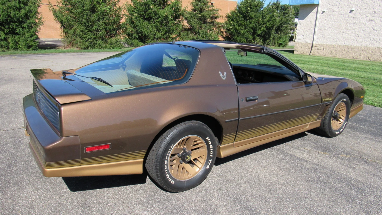 1984 Pontiac Firebird Trans Am 3rd Gen - Image 20 of 31