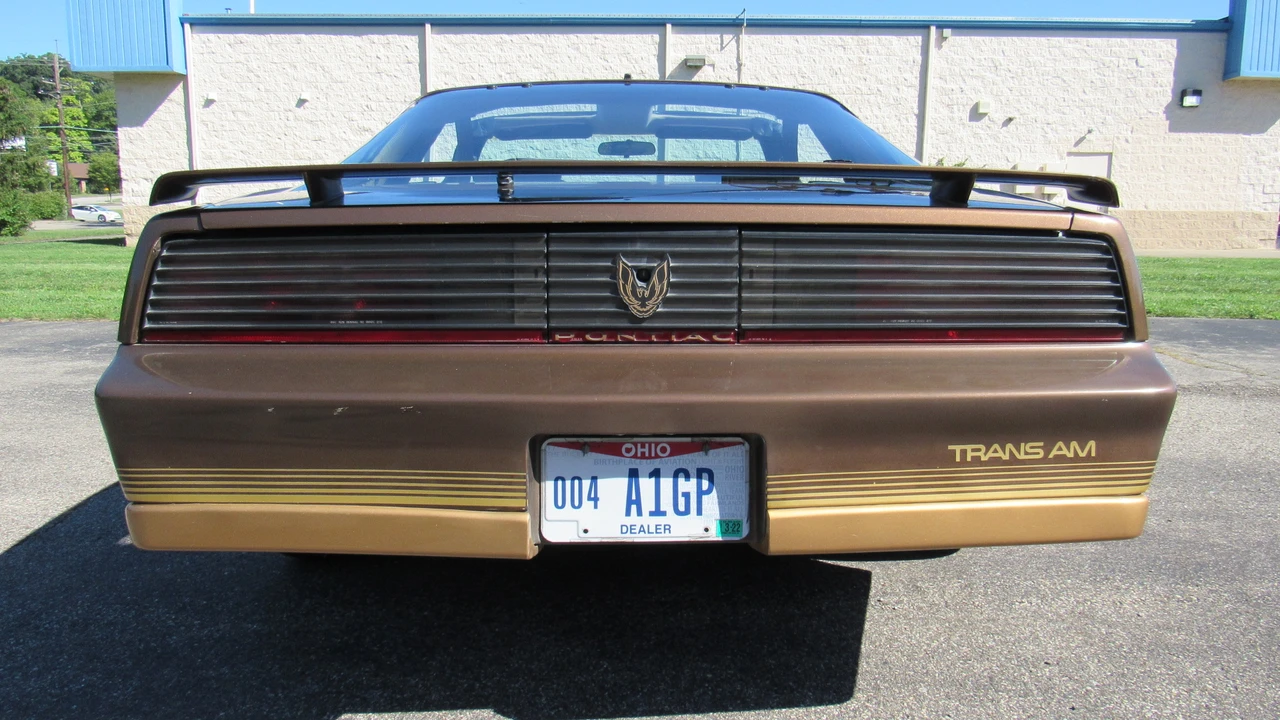 1984 Pontiac Firebird Trans Am 3rd Gen - Image 24 of 31