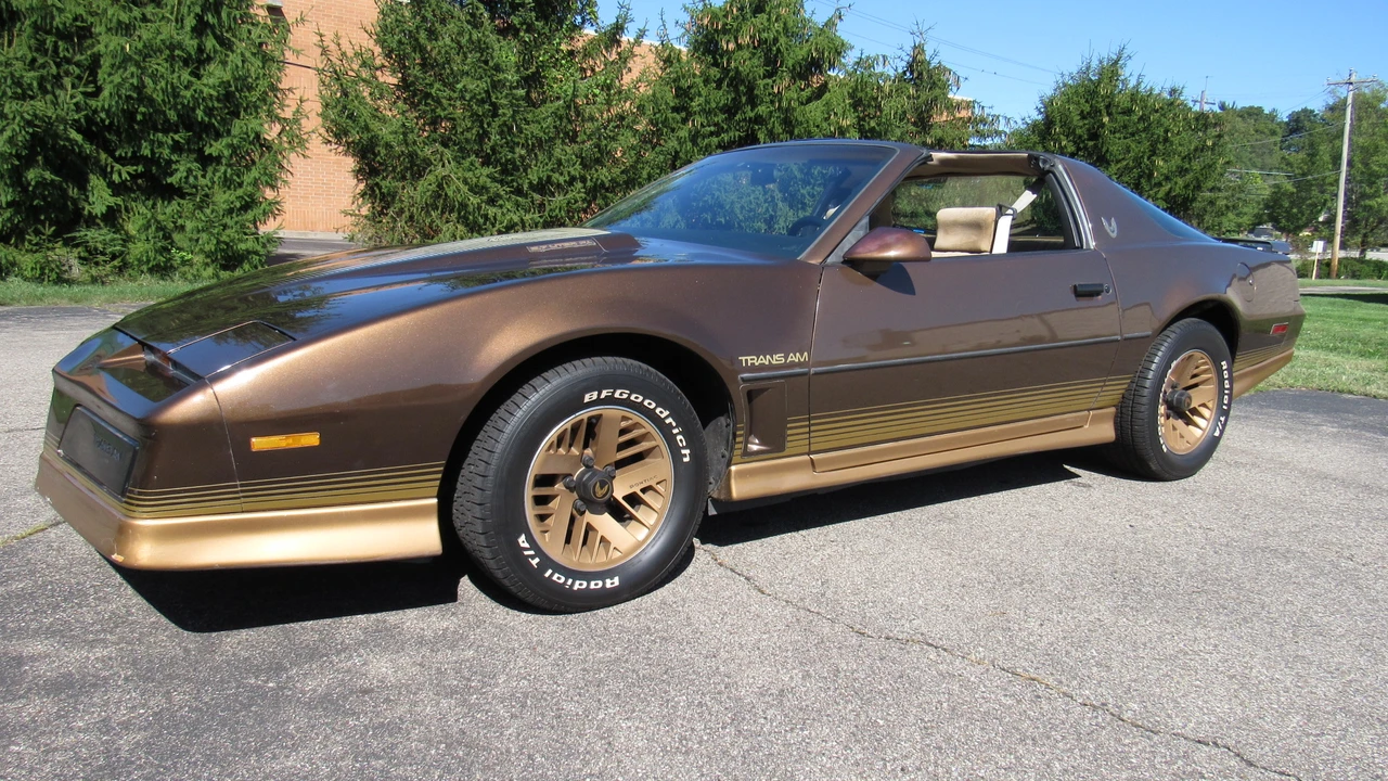 1984 Pontiac Firebird Trans Am 3rd Gen - Image 4 of 31