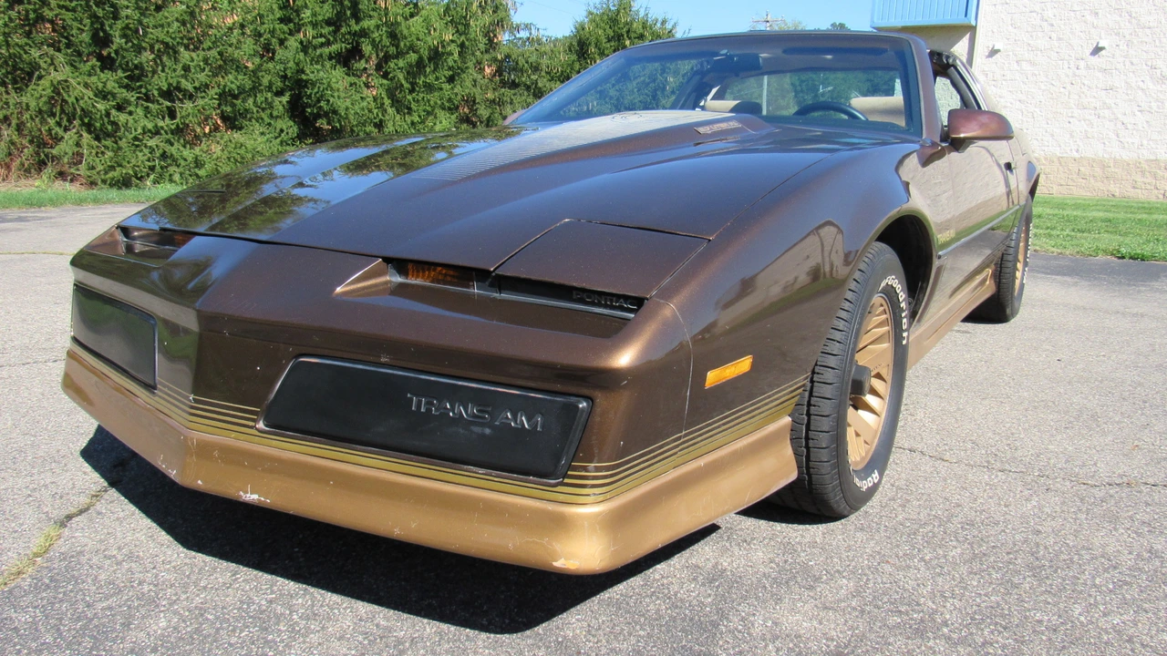 1984 Pontiac Firebird Trans Am 3rd Gen - Image 8 of 31