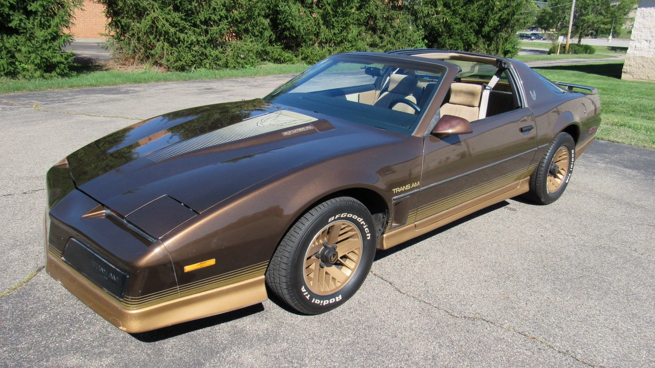 1984 Pontiac Firebird Trans Am 3rd Gen - Image 6 of 31