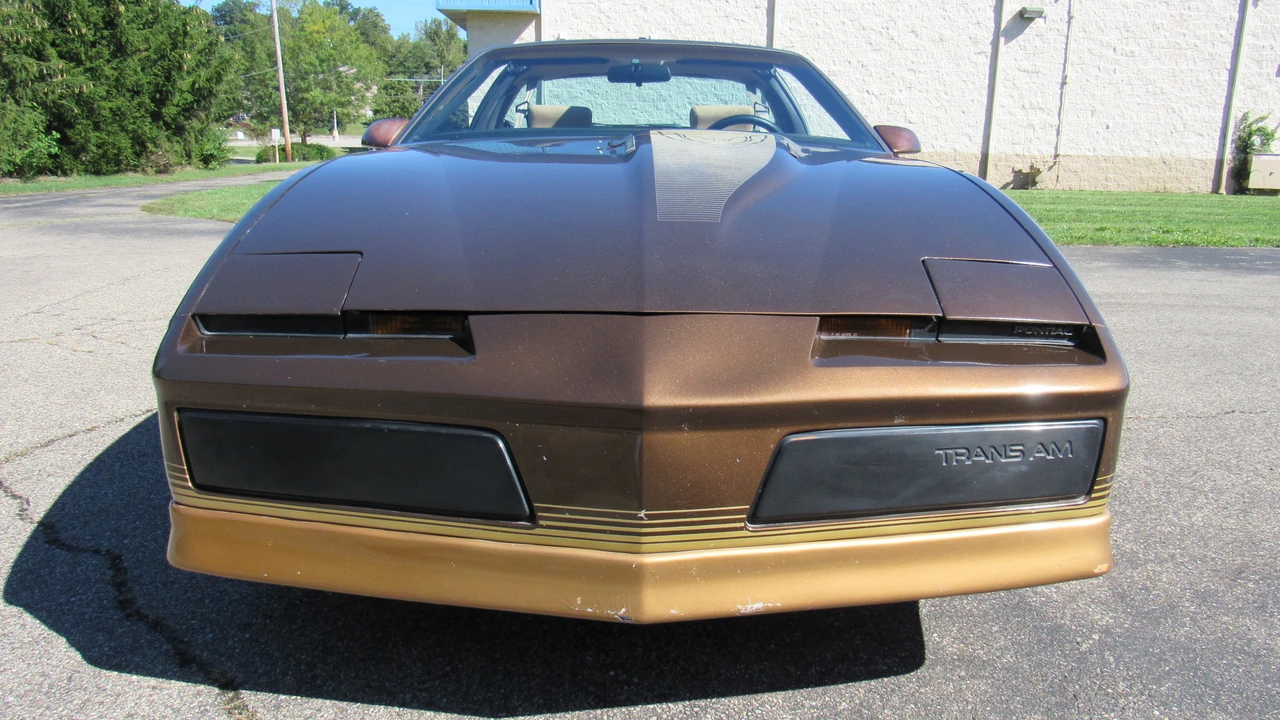 1984 Pontiac Firebird Trans Am 3rd Gen - Image 9 of 31