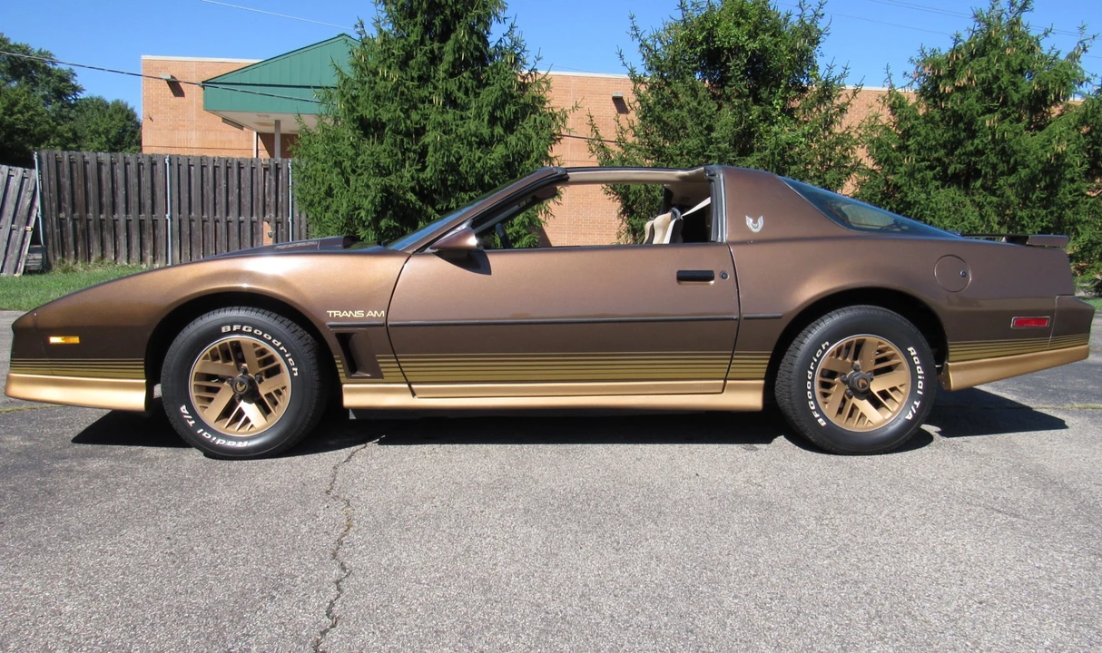 1984 Pontiac Firebird Trans Am 3rd Gen - Image 2 of 31