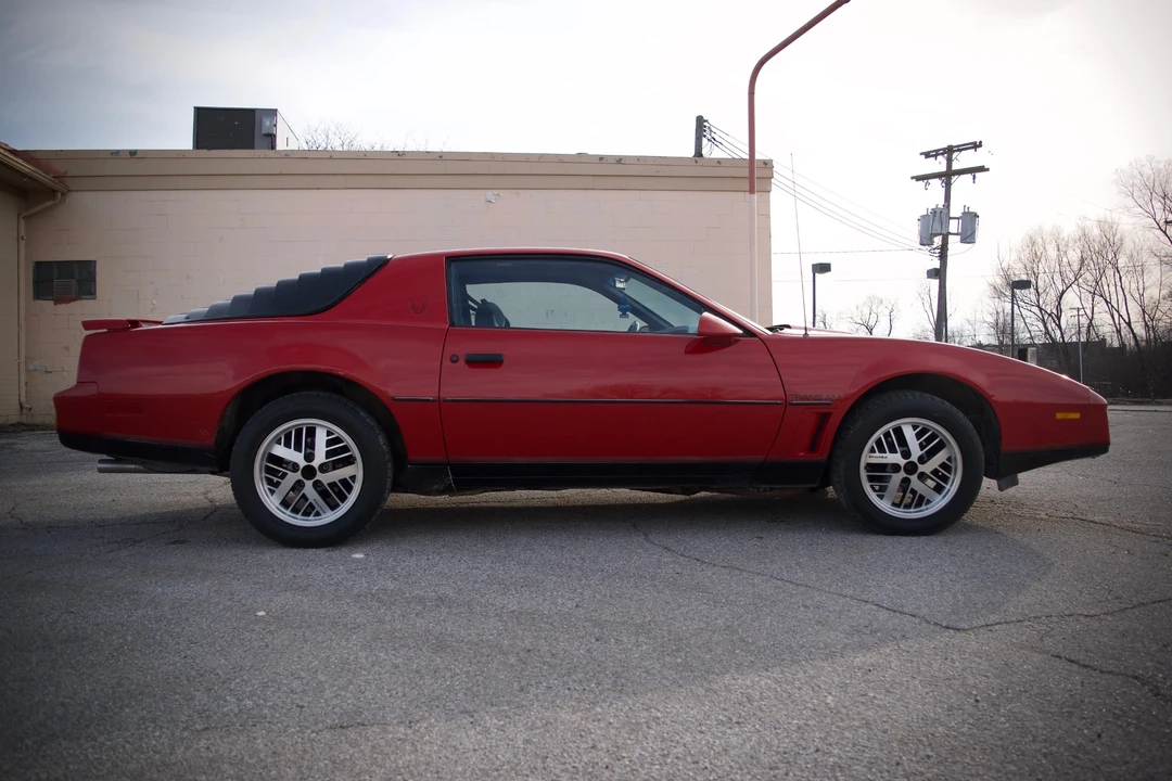 1984 Pontiac Firebird Trans Am 3rd Gen - Image 11 of 31