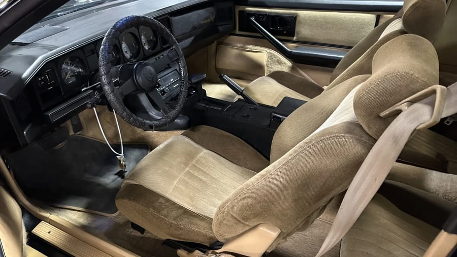 1984 Pontiac Firebird Trans Am 3rd Gen - Image 3 of 4