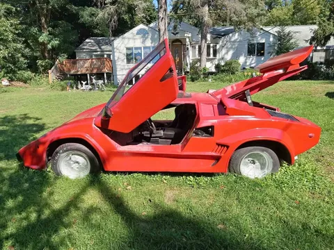 1984 Pontiac Fiero Lambo Countach Replica Bodykit