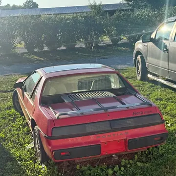 1984 Pontiac Fiero 2M4