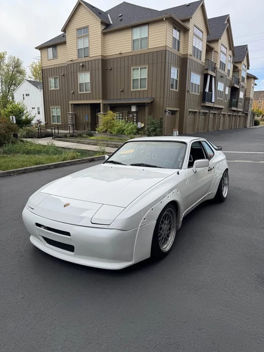 1984 Porsche 944 - Image 2 of 7