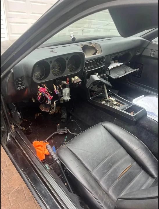 1984 Porsche 944 - Image 6 of 17