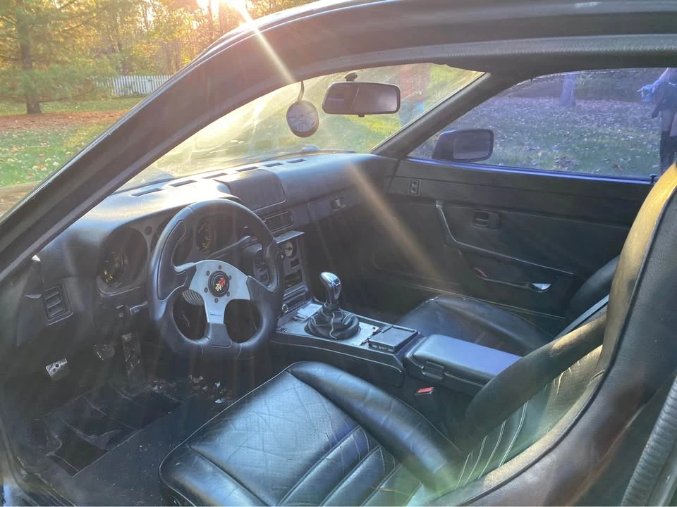 1984 Porsche 944 - Image 7 of 9