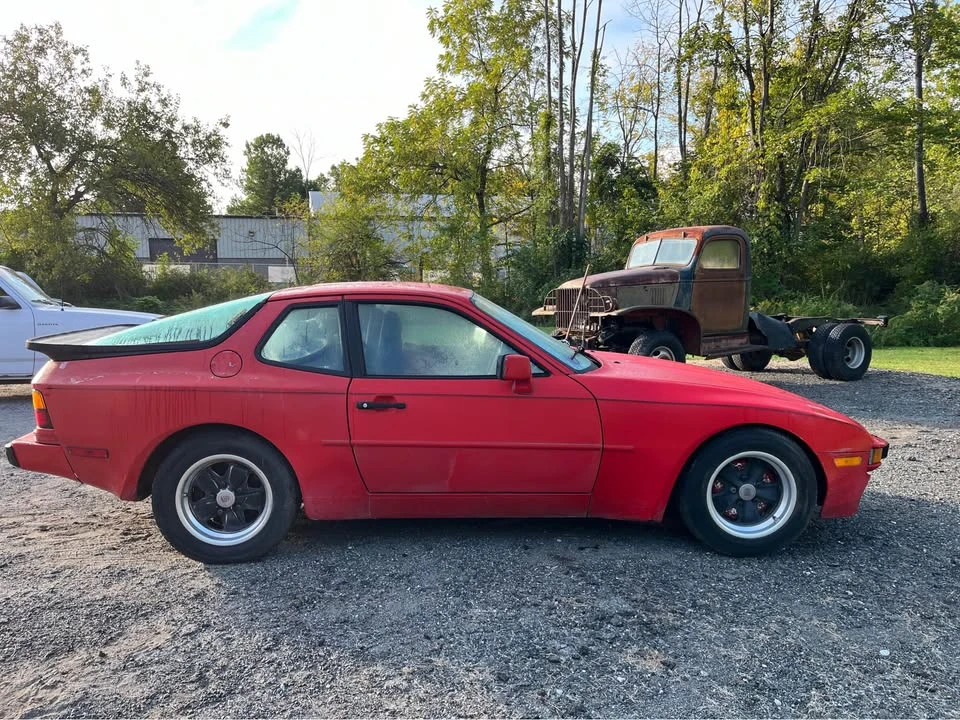 1984 Porsche 944 - Image 2 of 3