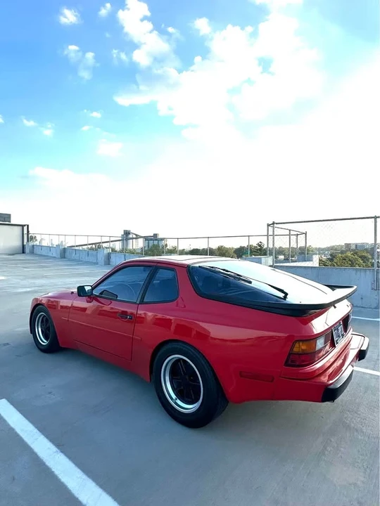 1984 Porsche 944 - Image 9 of 19