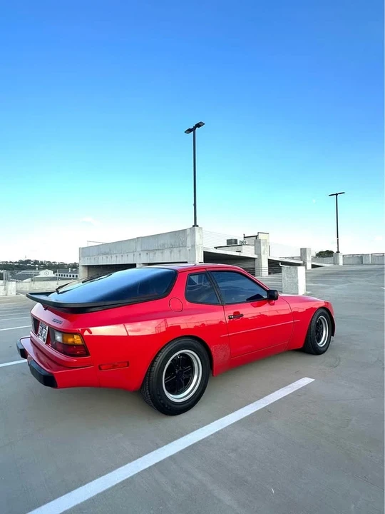 1984 Porsche 944 - Image 5 of 19