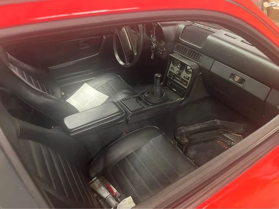 1984 Porsche 944 - Image 4 of 8
