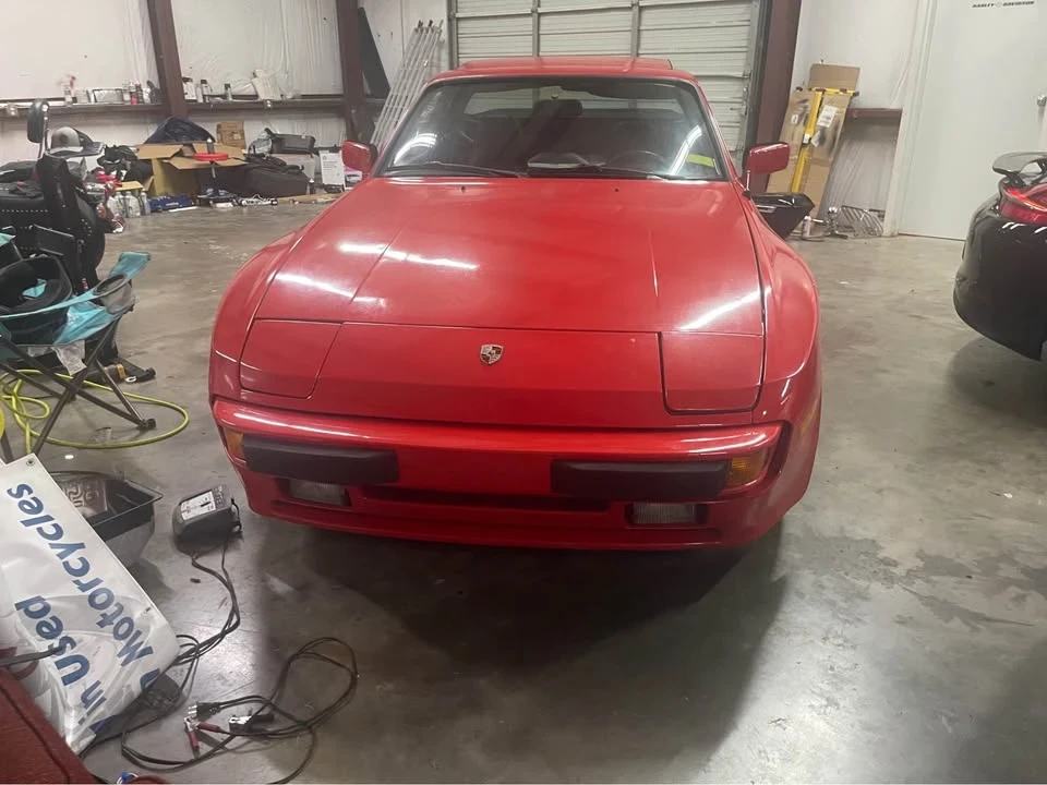 1984 Porsche 944 - Image 7 of 8