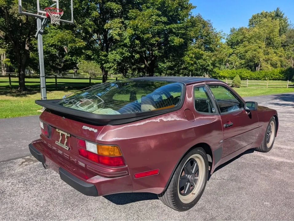 1984 Porsche 944 - Image 3 of 20
