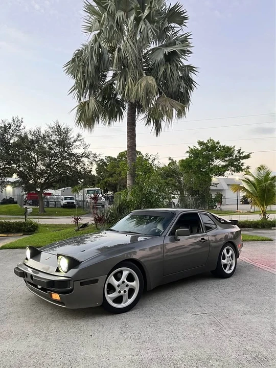 1984 Porsche 944 - Image 12 of 18