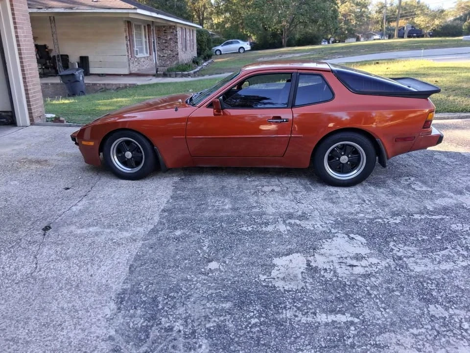 1984 Porsche 944 - Image 3 of 6