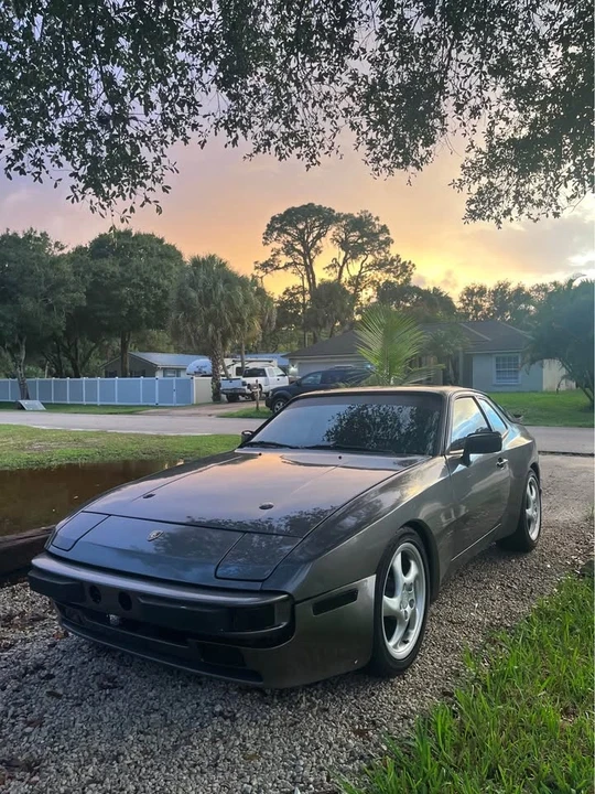 1984 Porsche 944 - Image 16 of 18