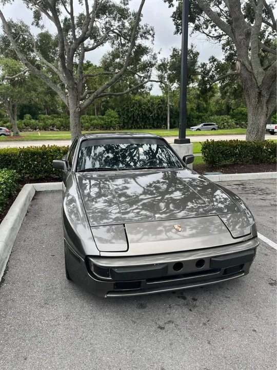 1984 Porsche 944 - Image 14 of 18