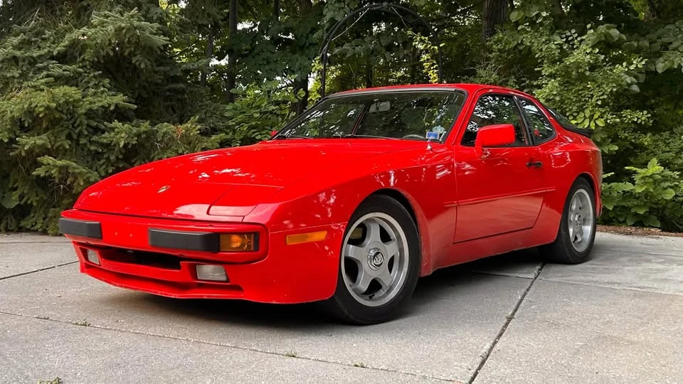 1984 Porsche 944 - Image 2 of 9