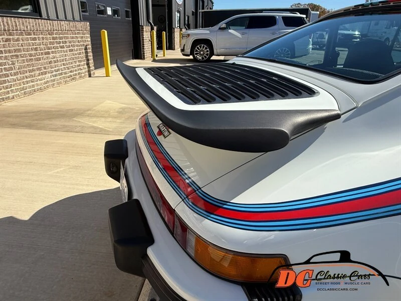 1984 Porsche 911 Carrera 3.2 - Image 14 of 20