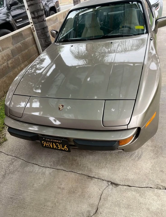 1984 Porsche 944 - Image 5 of 8