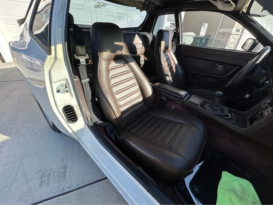 1984 Porsche 944 - Image 13 of 16