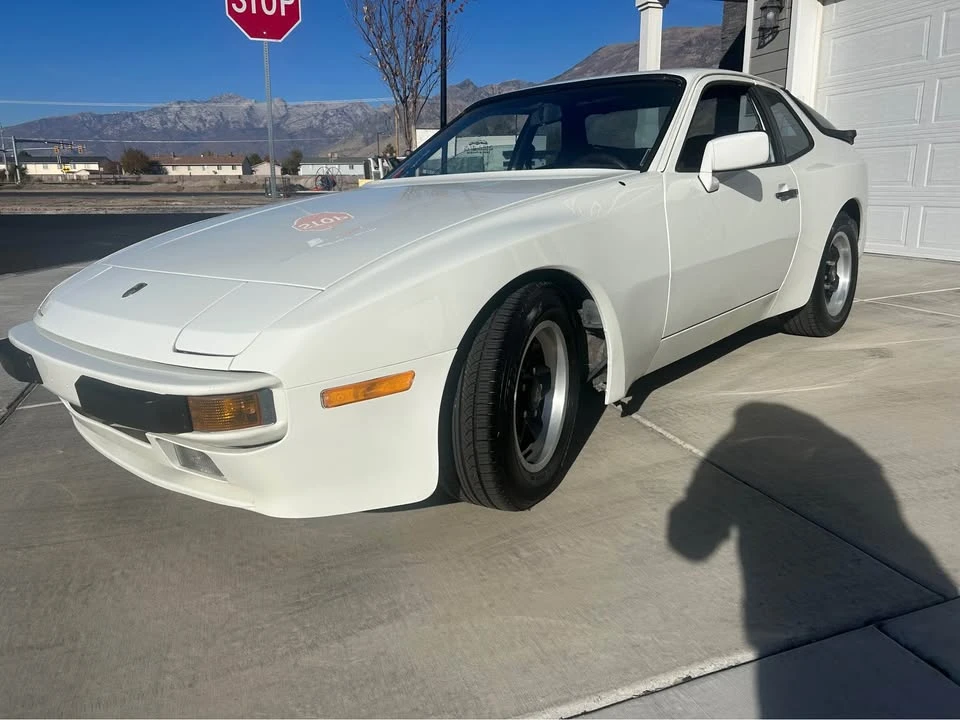 1984 Porsche 944 - Image 3 of 16