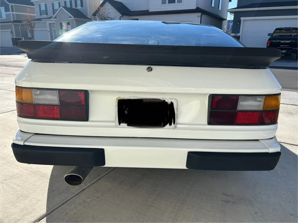 1984 Porsche 944 - Image 8 of 16