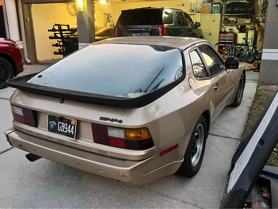 1984 Porsche 944 - Image 4 of 9