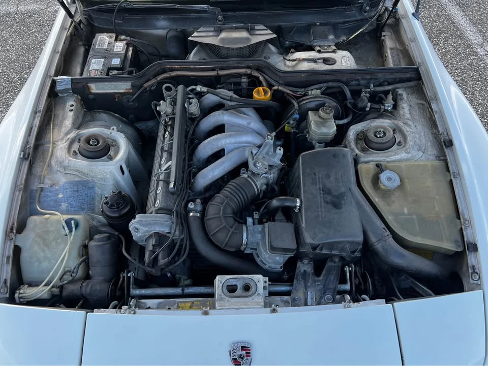 1984 Porsche 944 - Image 14 of 18