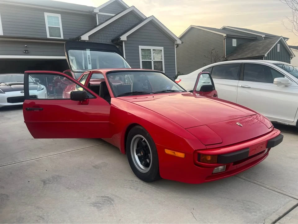1984 Porsche 944 - Image 2 of 18