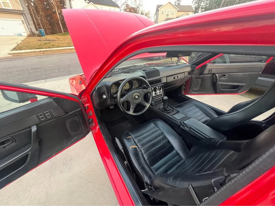 1984 Porsche 944 - Image 15 of 18