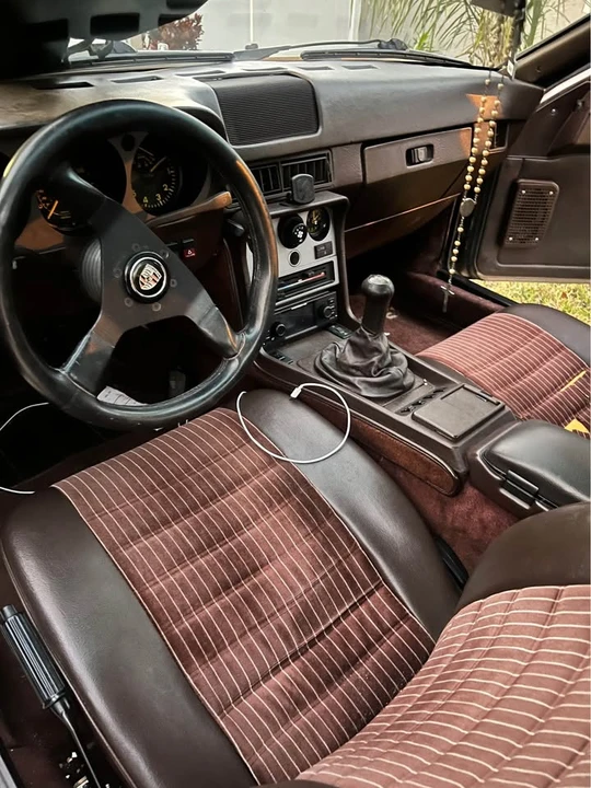 1984 Porsche 944 - Image 2 of 9