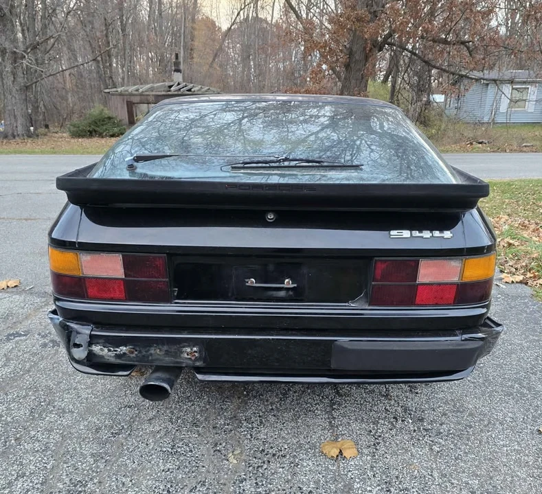 1984 Porsche 944 - Image 6 of 13