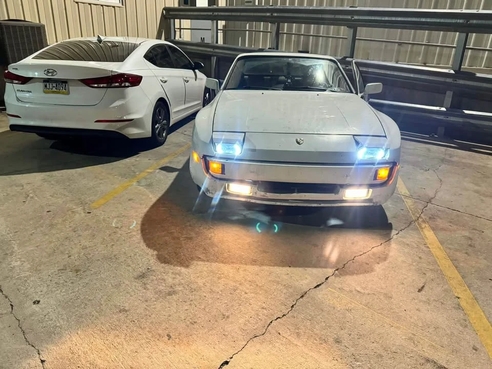 1984 Porsche 944 - Image 8 of 8
