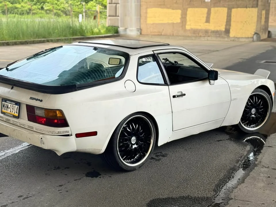 1984 Porsche 944 - Image 3 of 8