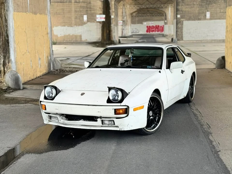 1984 Porsche 944 - Image 2 of 8
