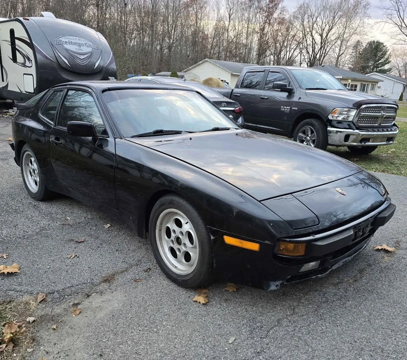 1984 Porsche 944 - Image 3 of 13